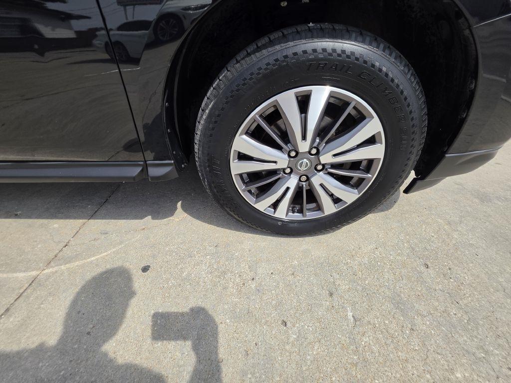 Nissan Pathfinder S 2WD 2017