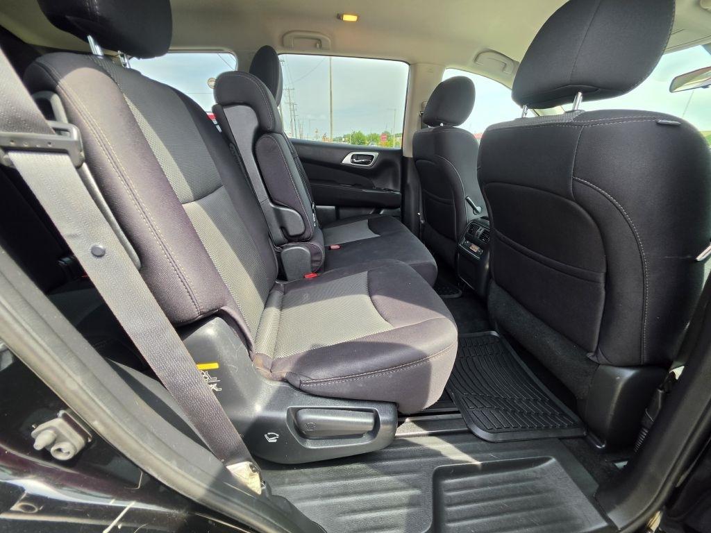 Nissan Pathfinder S 2WD 2017