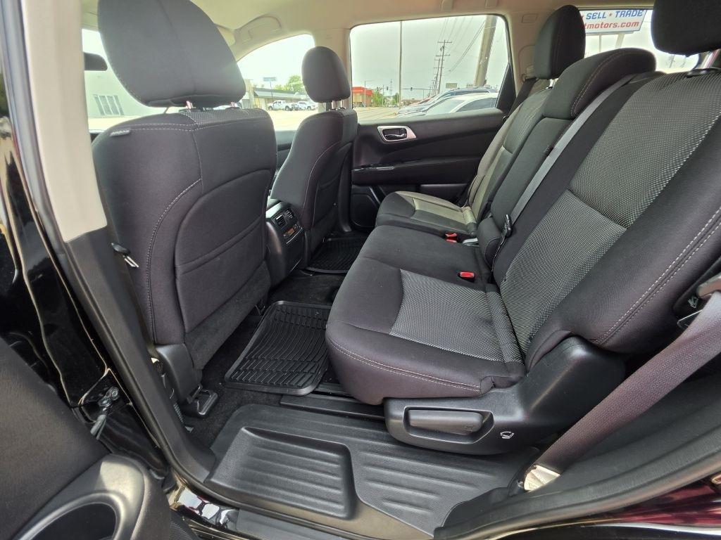 Nissan Pathfinder S 2WD 2017