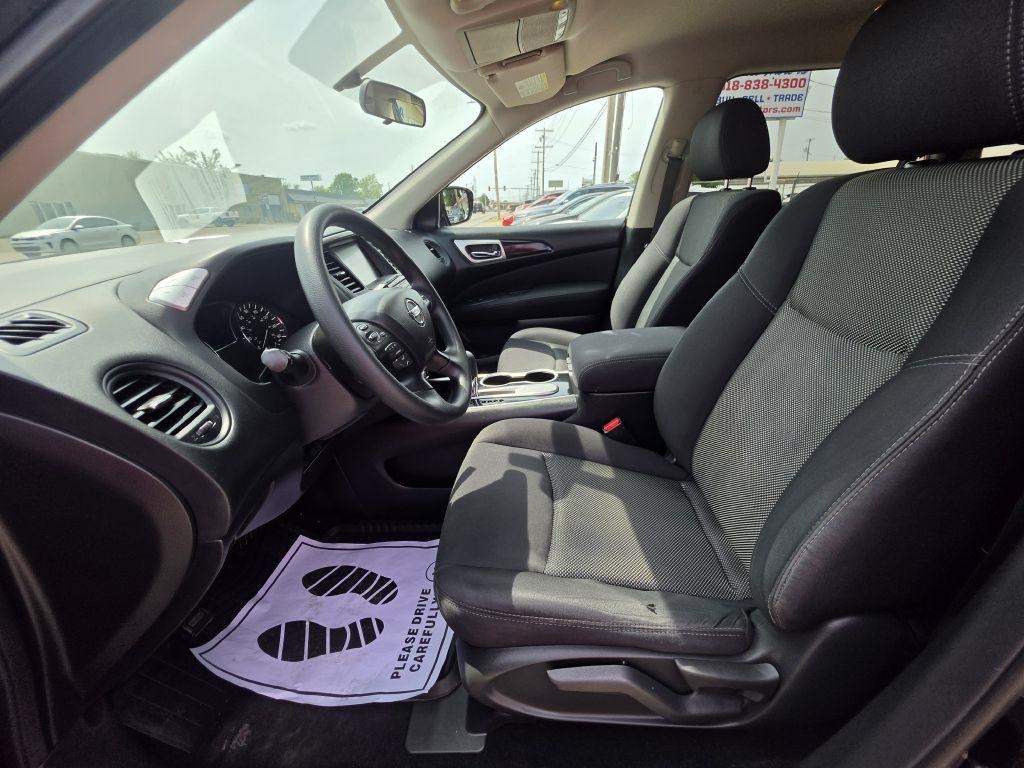 Nissan Pathfinder S 2WD 2017