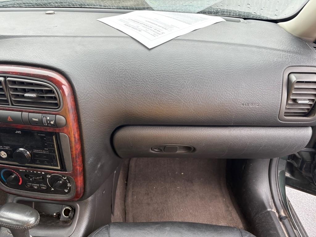 Saturn LS L300 2002