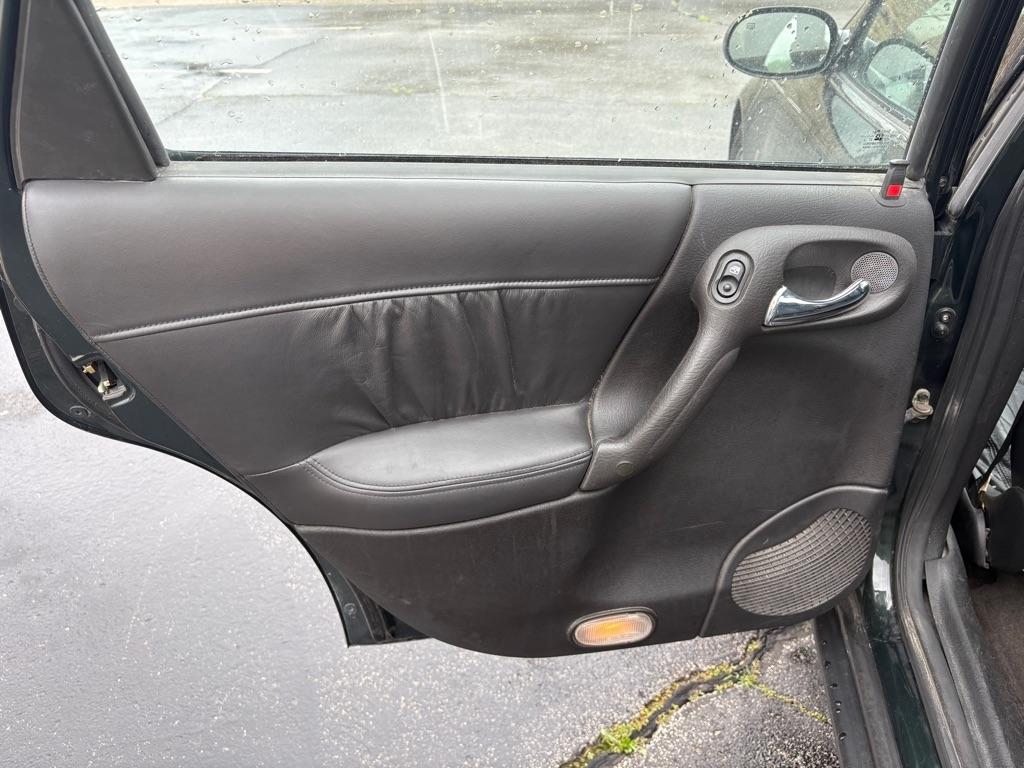 Saturn LS L300 2002