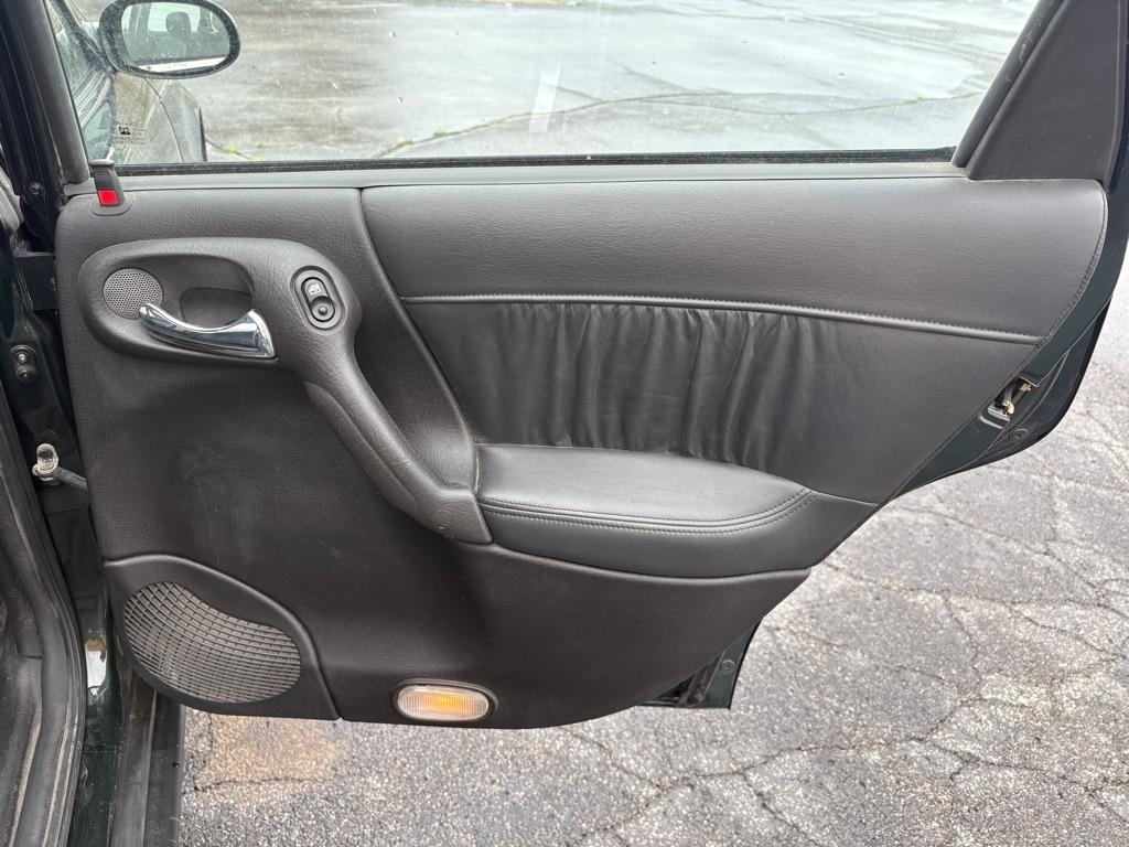 Saturn LS L300 2002