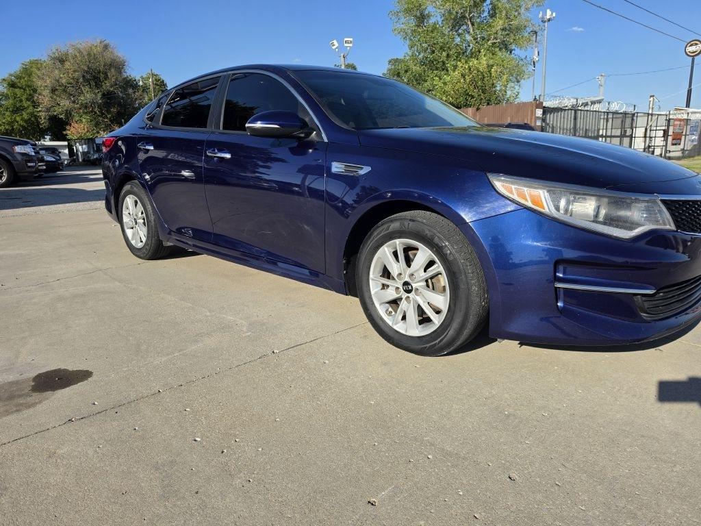 2017 Kia Optima LX