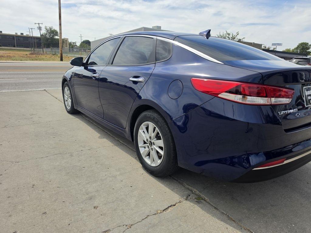 Kia Optima LX 2017