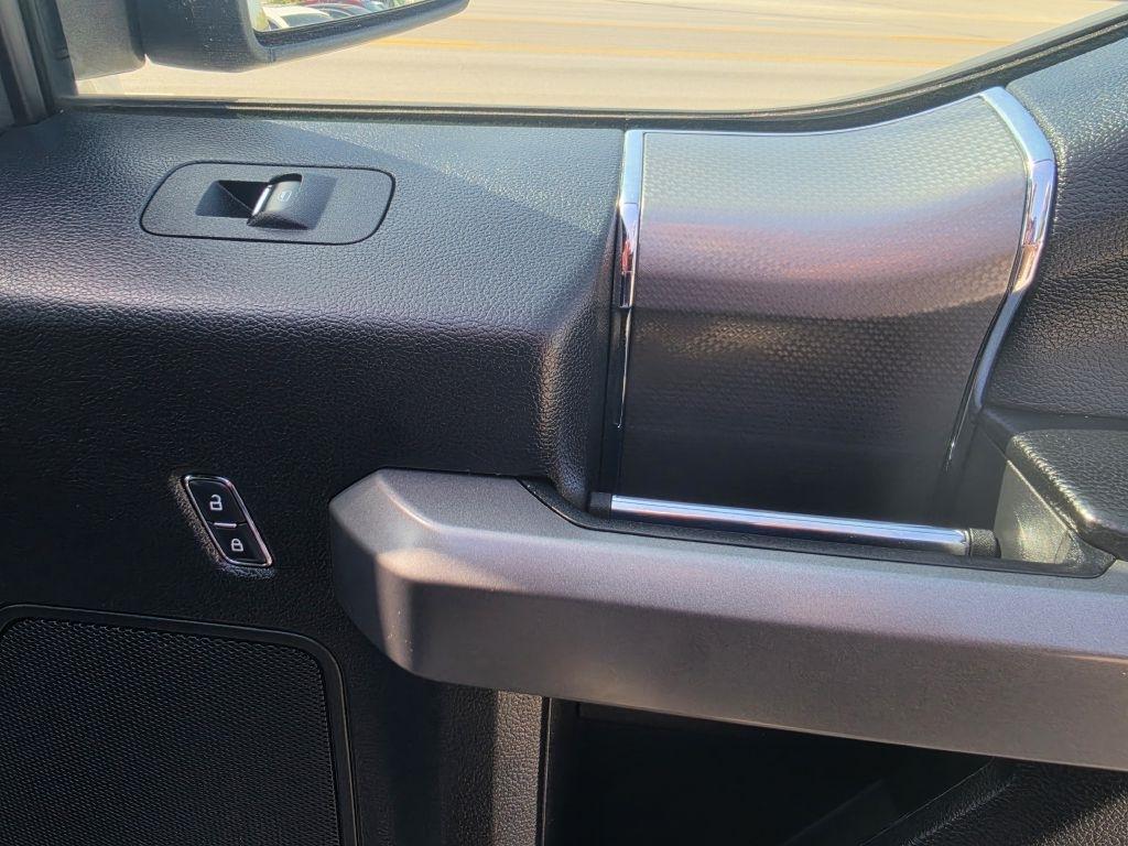 Ford F-150 XL SuperCrew 5.5-ft. Bed 4WD 2016