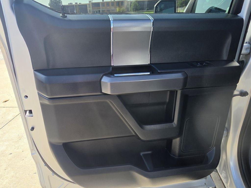 Ford F-150 XL SuperCrew 5.5-ft. Bed 4WD 2016