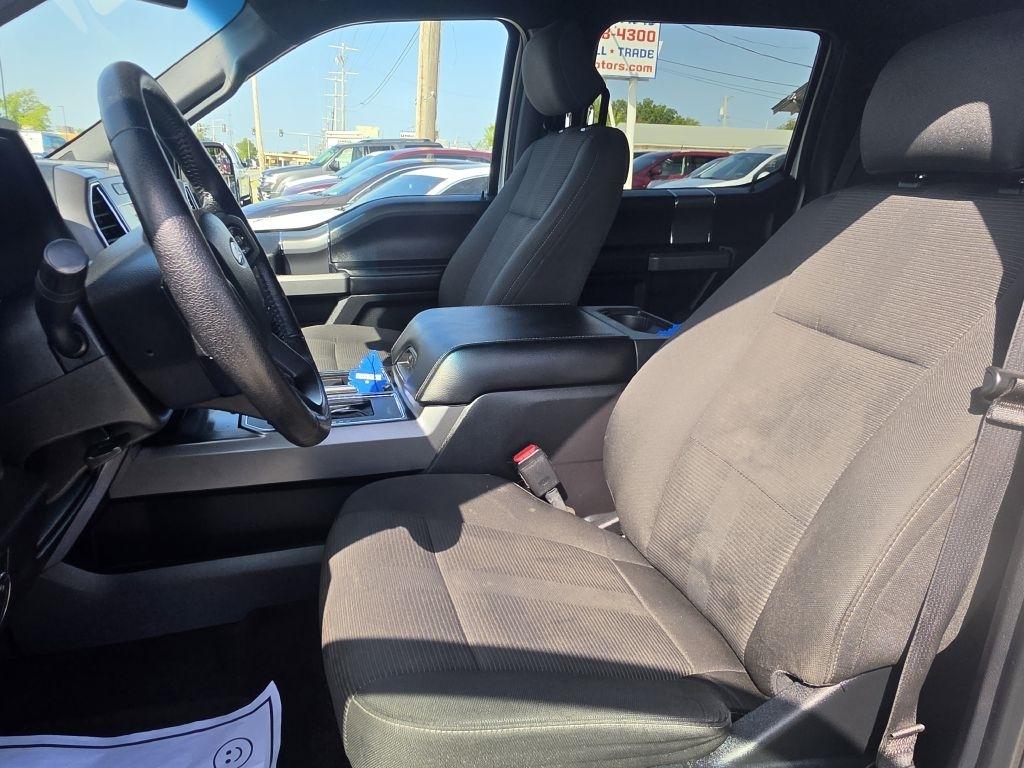 Ford F-150 XL SuperCrew 5.5-ft. Bed 4WD 2016