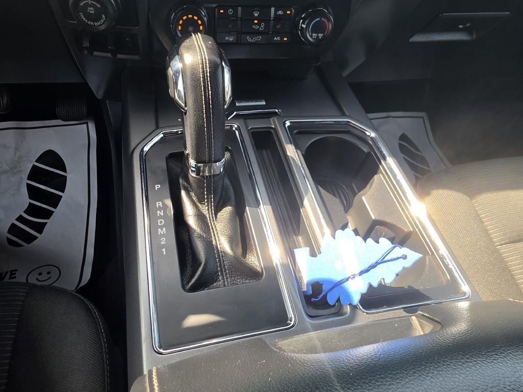 Ford F-150 XL SuperCrew 5.5-ft. Bed 4WD 2016