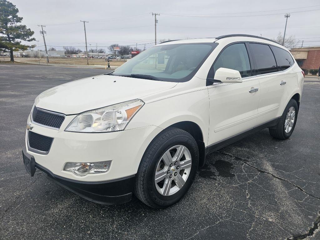 Chevrolet Traverse 2LT FWD 2011