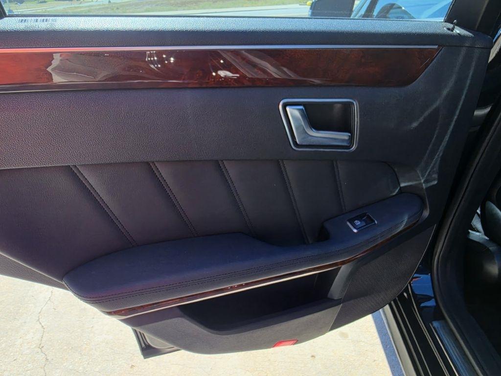 Mercedes-Benz E-Class E350 BlueTEC Sedan 2013