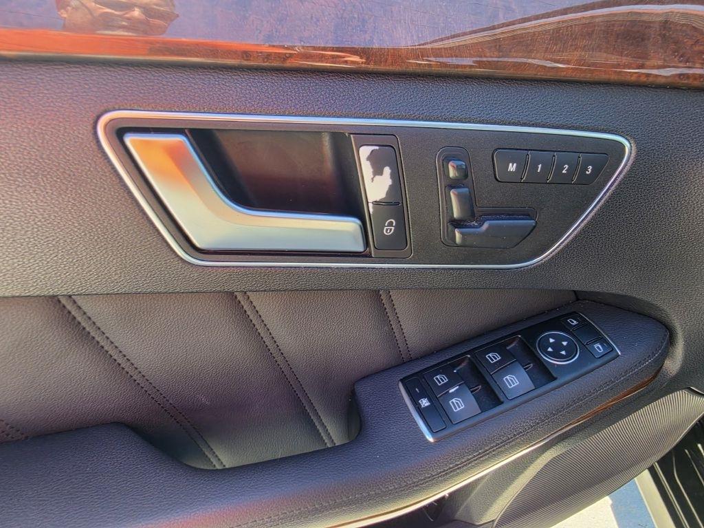 Mercedes-Benz E-Class E350 BlueTEC Sedan 2013