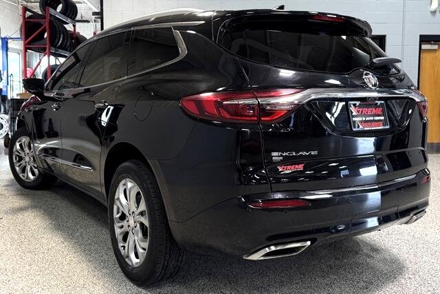 2021 Buick Enclave Avenir photo 2