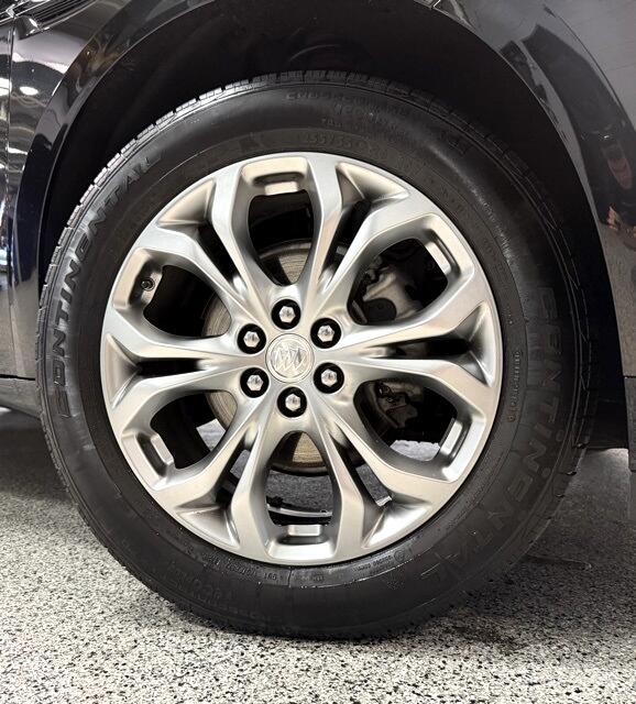 Buick Enclave AWD 4dr Avenir 2021 Buick Enclave AWD 4dr Avenir 2021