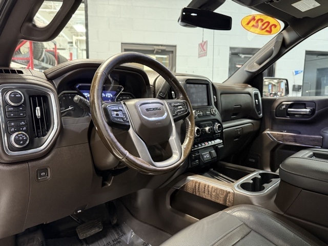 GMC Sierra 1500 4WD Crew Cab 147" Denali 2021 GMC Sierra 1500 4WD Crew Cab 147" Denali 2021