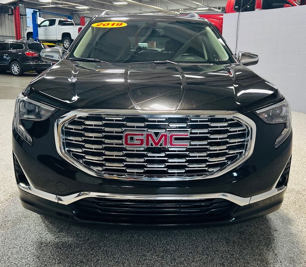 GMC Terrain AWD 4dr Denali 2019 GMC Terrain AWD 4dr Denali 2019