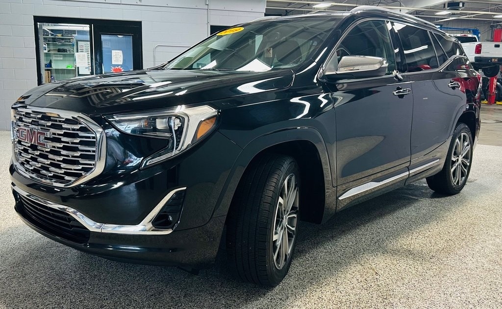 GMC Terrain AWD 4dr Denali 2019 GMC Terrain AWD 4dr Denali 2019