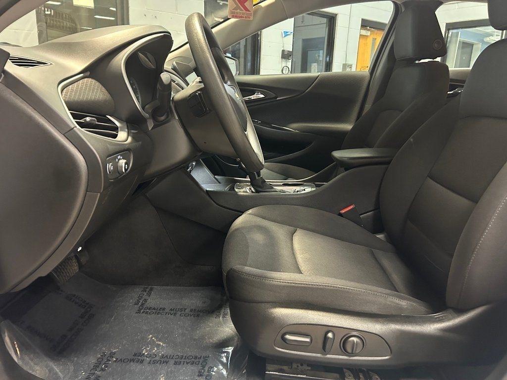 Chevrolet Malibu 4dr Sdn LS w/1FL 2023