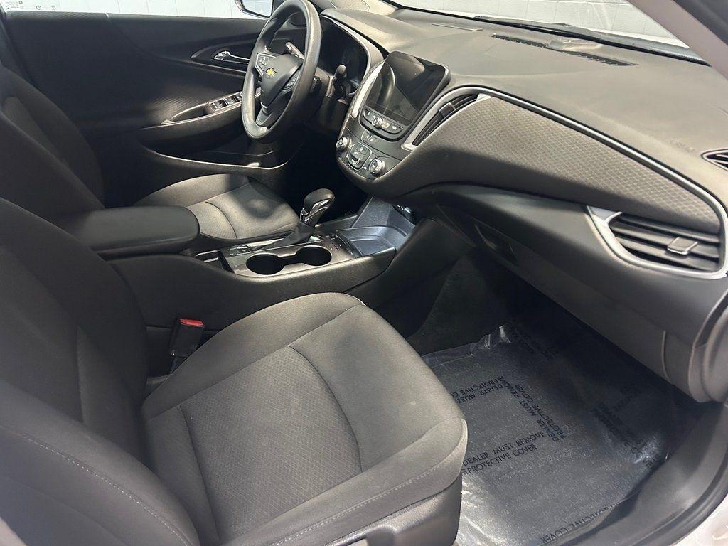 Chevrolet Malibu 4dr Sdn LS w/1FL 2023