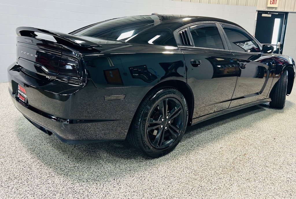 Dodge Charger 4dr Sdn RT Plus AWD 2014 Dodge Charger 4dr Sdn RT Plus AWD 2014