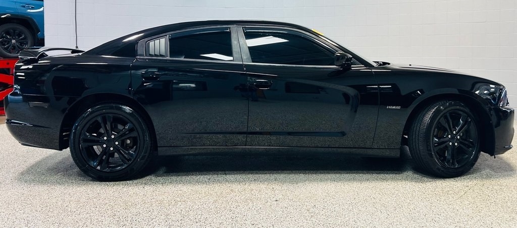 Dodge Charger 4dr Sdn RT Plus AWD 2014 Dodge Charger 4dr Sdn RT Plus AWD 2014