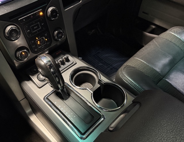 Ford F-150 4WD SuperCrew 145" SVT Raptor 2013 Ford F-150 4WD SuperCrew 145" SVT Raptor 2013