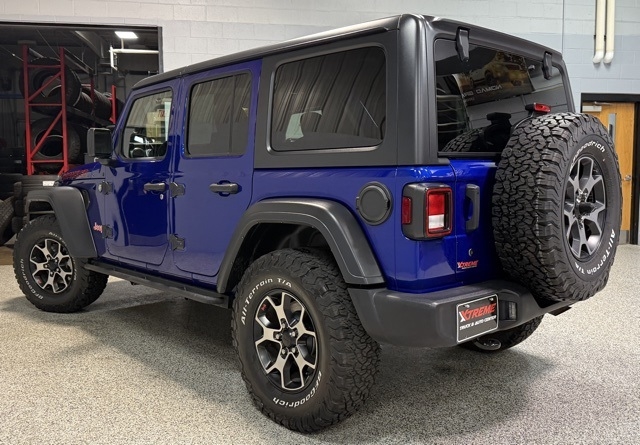 2018 Jeep Wrangler Unlimited Sport S photo 2