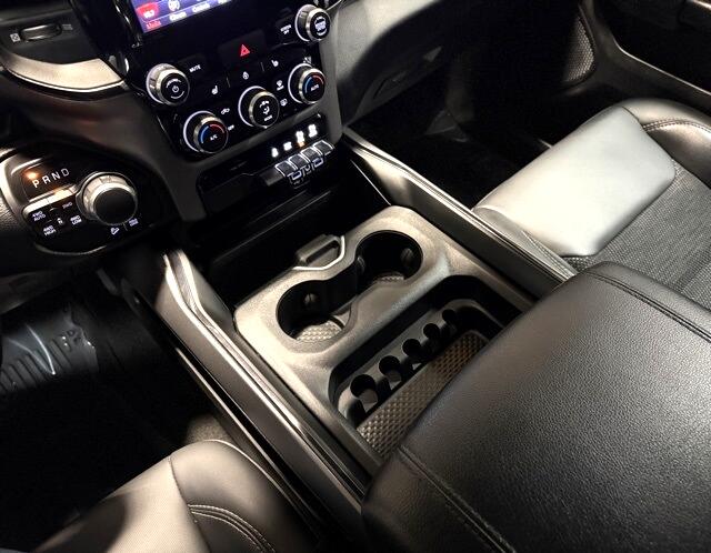 RAM 1500 Big Horn 4x4 Crew Cab 5'7" Box 2020