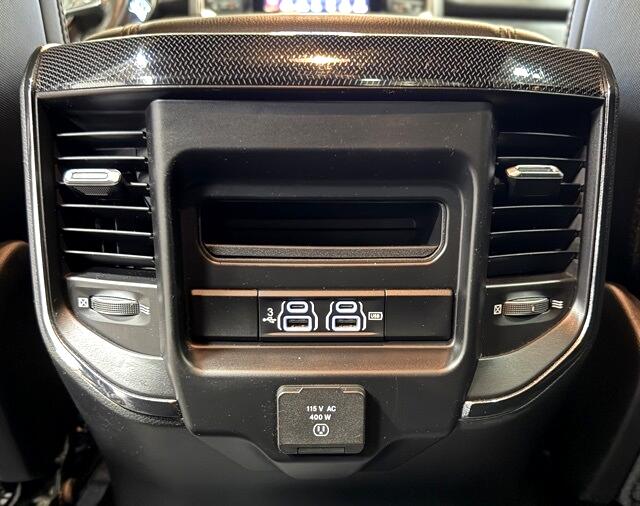 RAM 1500 Big Horn 4x4 Crew Cab 5'7" Box 2020