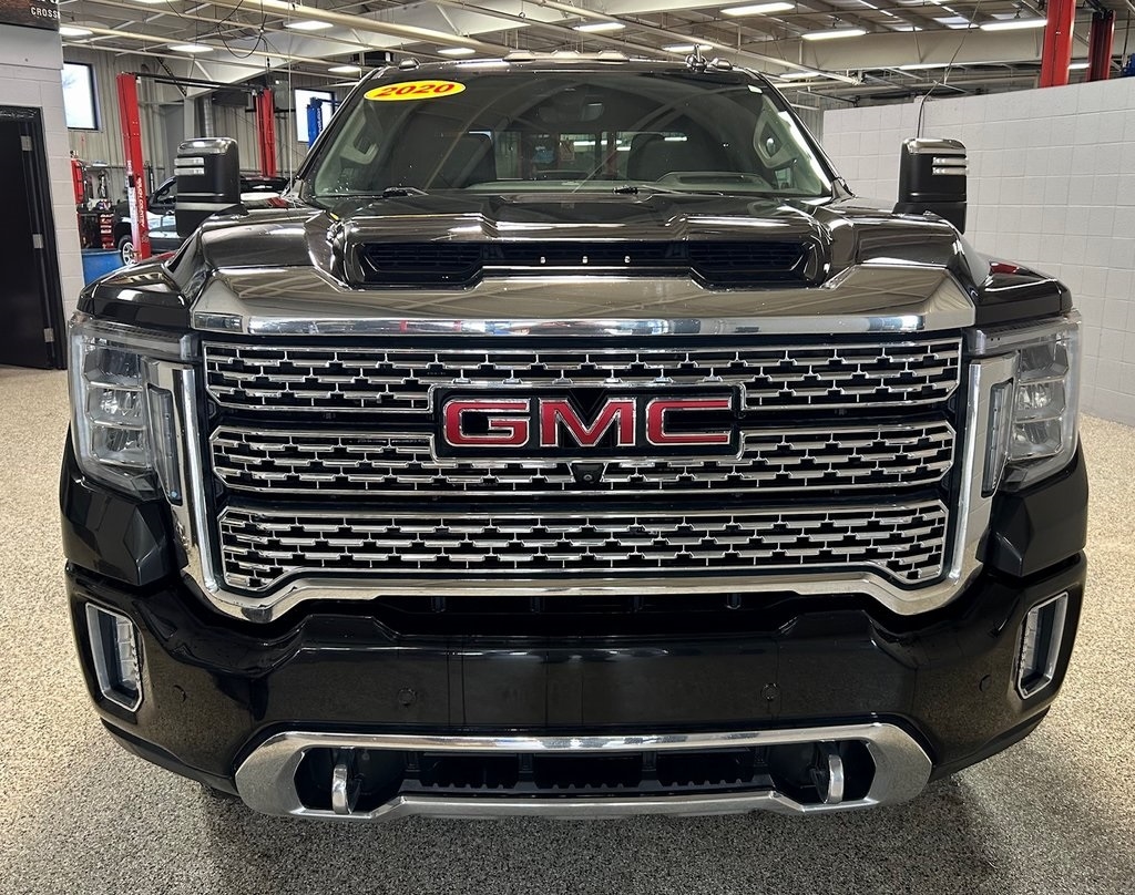 GMC Sierra 2500HD 4WD Crew Cab 159" Denali 2020
