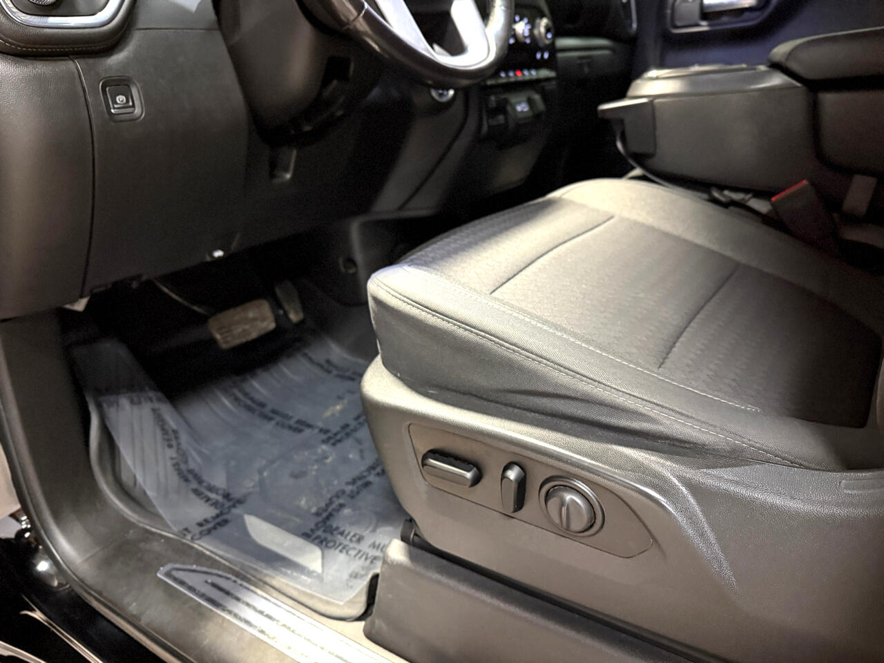 GMC Sierra 1500 4WD Crew Cab 147" Elevation 2021