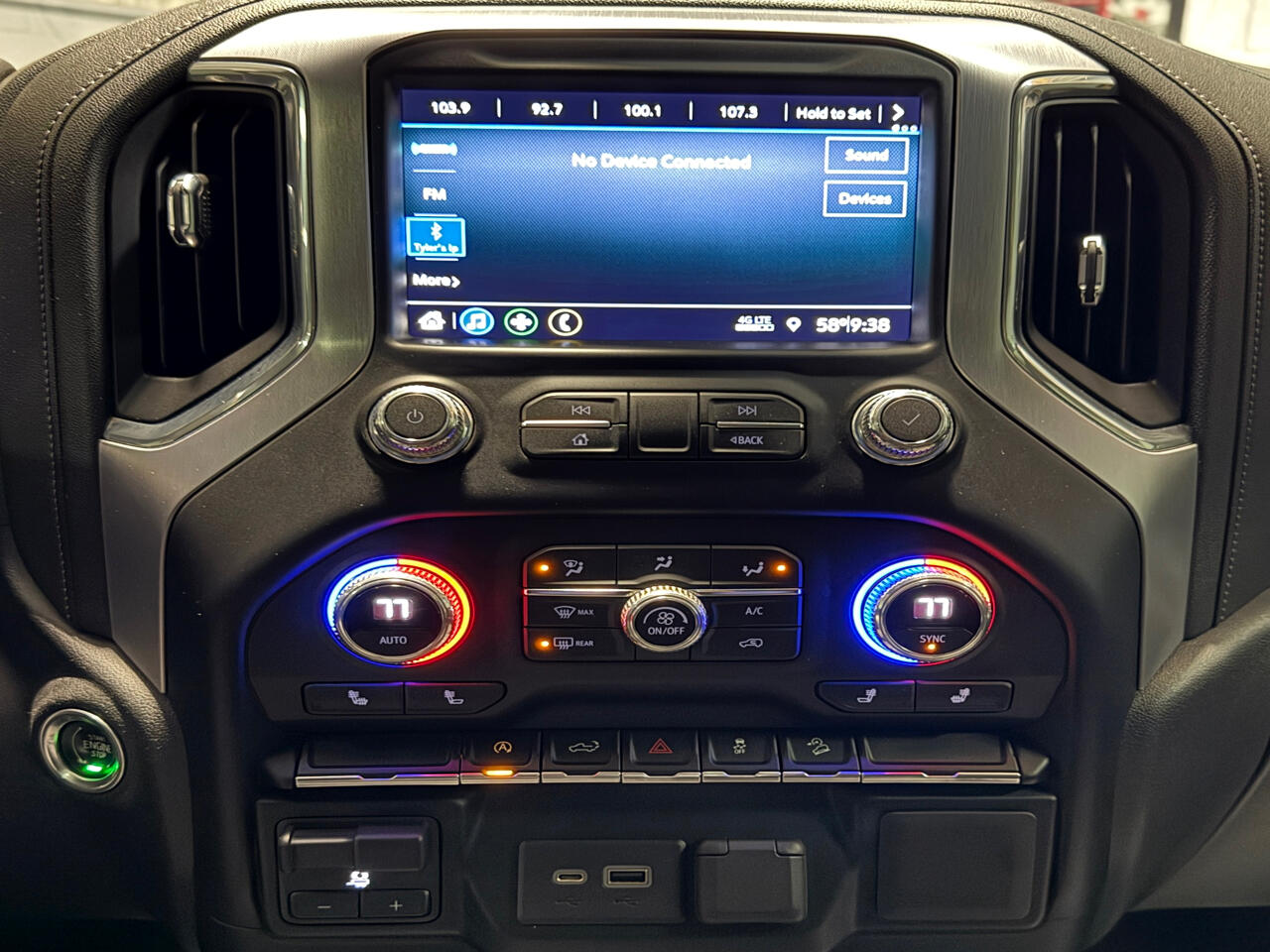 GMC Sierra 1500 4WD Crew Cab 147" Elevation 2021