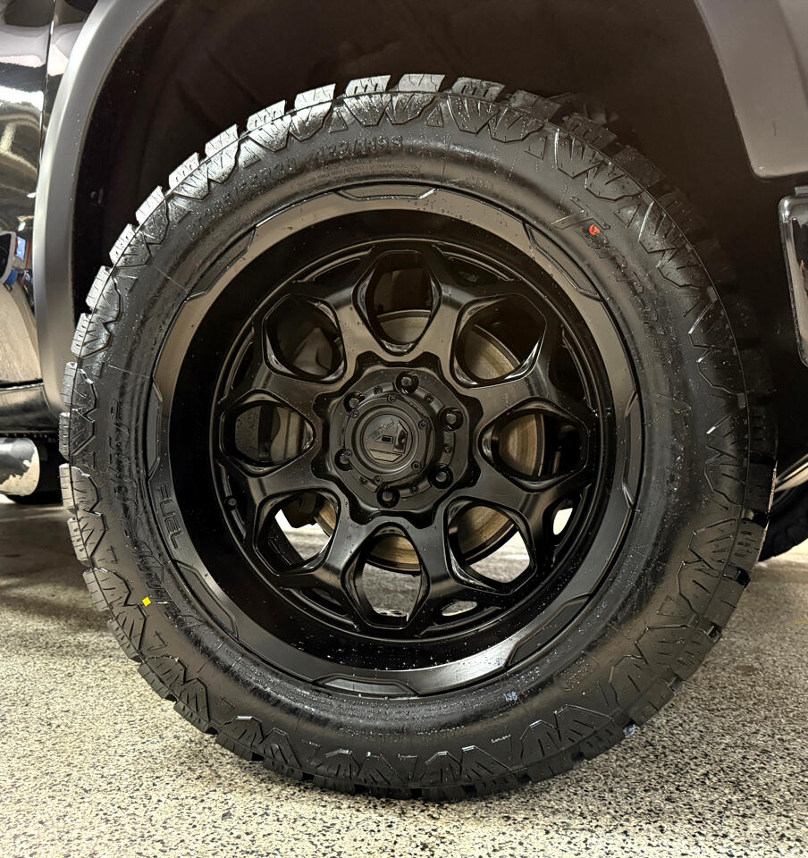 Chevrolet Silverado 1500 4WD Crew Cab 147" RST 2020