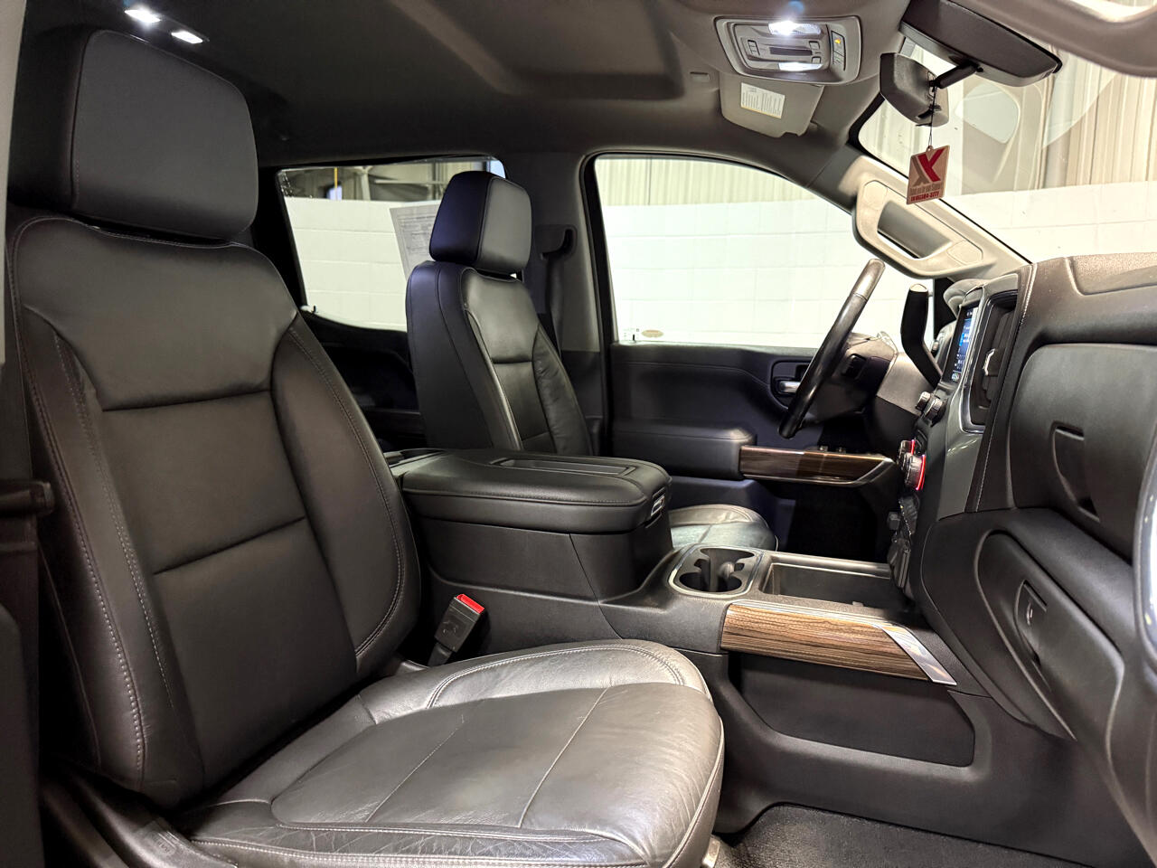 Chevrolet Silverado 1500 4WD Crew Cab 147" RST 2020