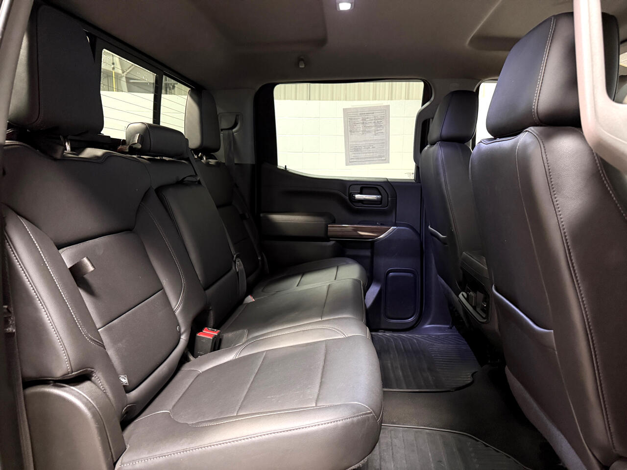 Chevrolet Silverado 1500 4WD Crew Cab 147" RST 2020