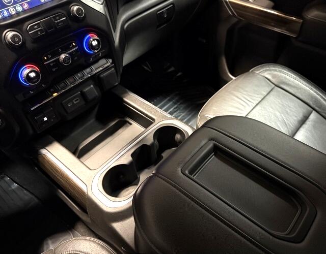 Chevrolet Silverado 1500 4WD Crew Cab 147" RST 2020