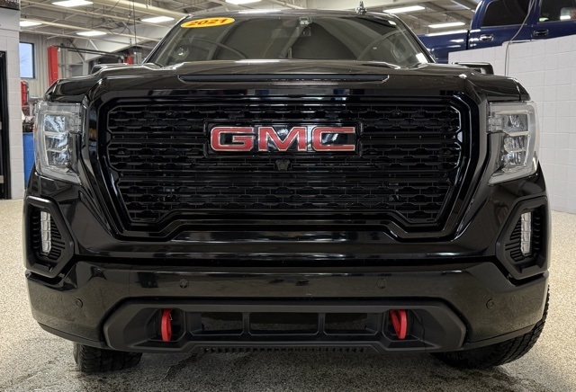 GMC Sierra 1500 4WD Crew Cab 147" AT4 2021