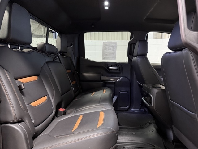GMC Sierra 1500 4WD Crew Cab 147" AT4 2021