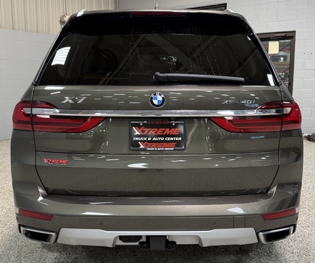 BMW X7 xDrive40i Sports Activity Vehicle 2021