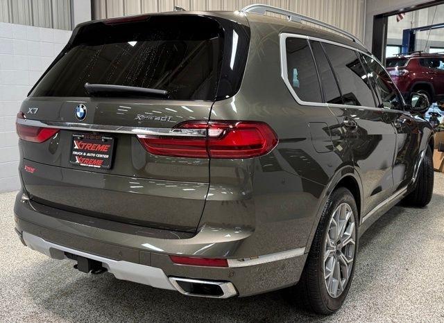 BMW X7 xDrive40i Sports Activity Vehicle 2021