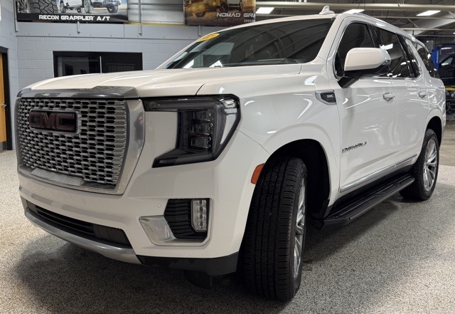 GMC Yukon 4WD 4dr Denali 2021