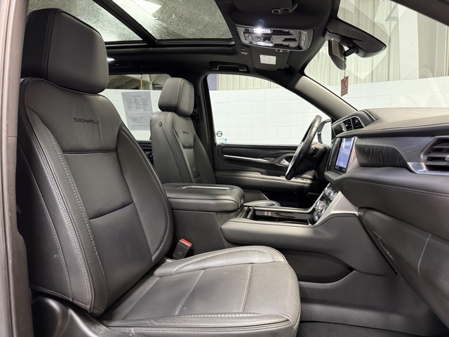 GMC Yukon 4WD 4dr Denali 2021