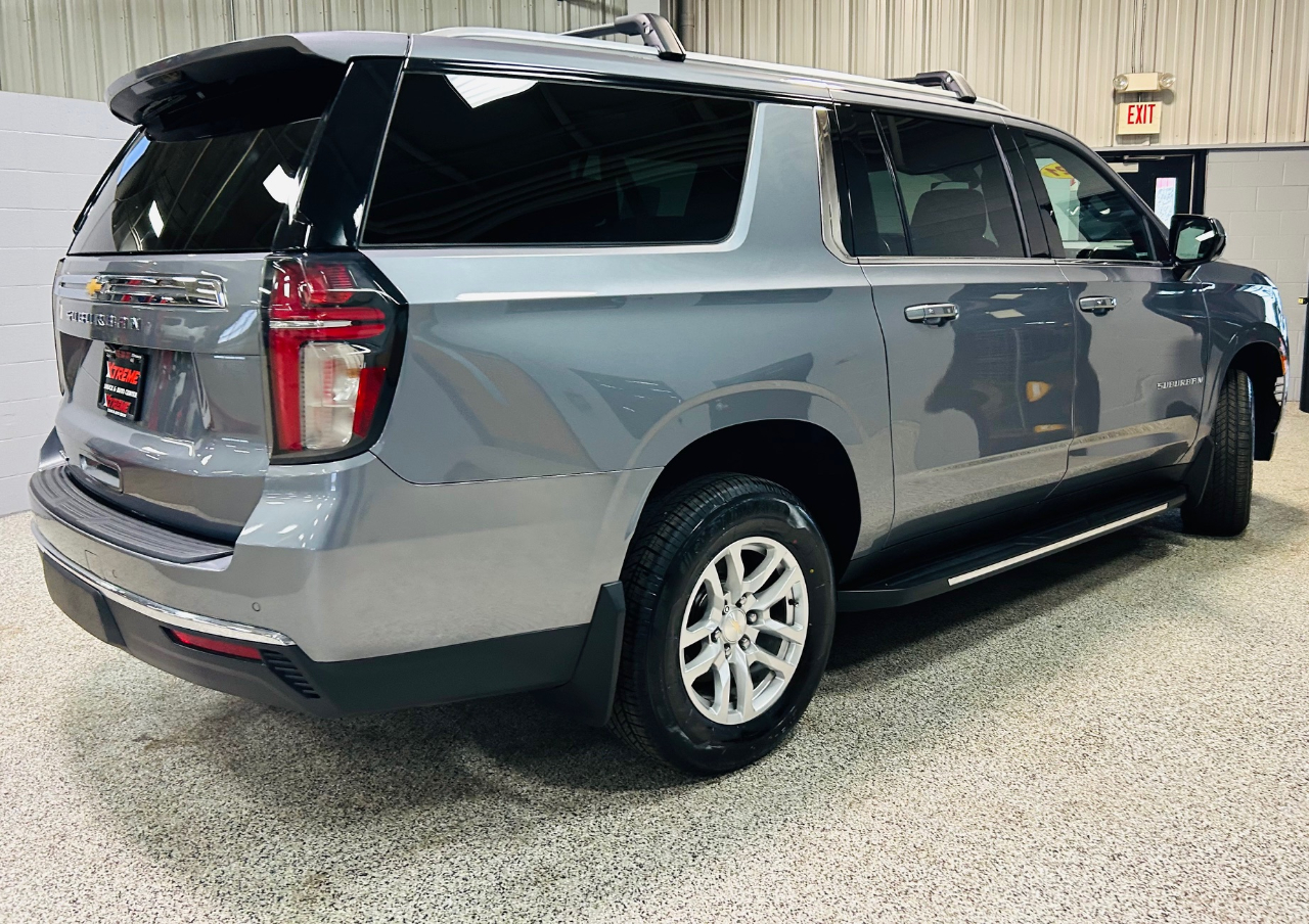 Chevrolet Suburban 4WD 4dr LS 2021