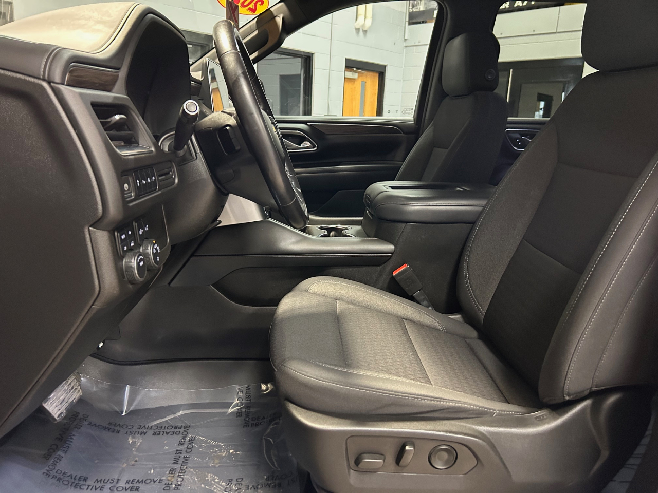 Chevrolet Suburban 4WD 4dr LS 2021