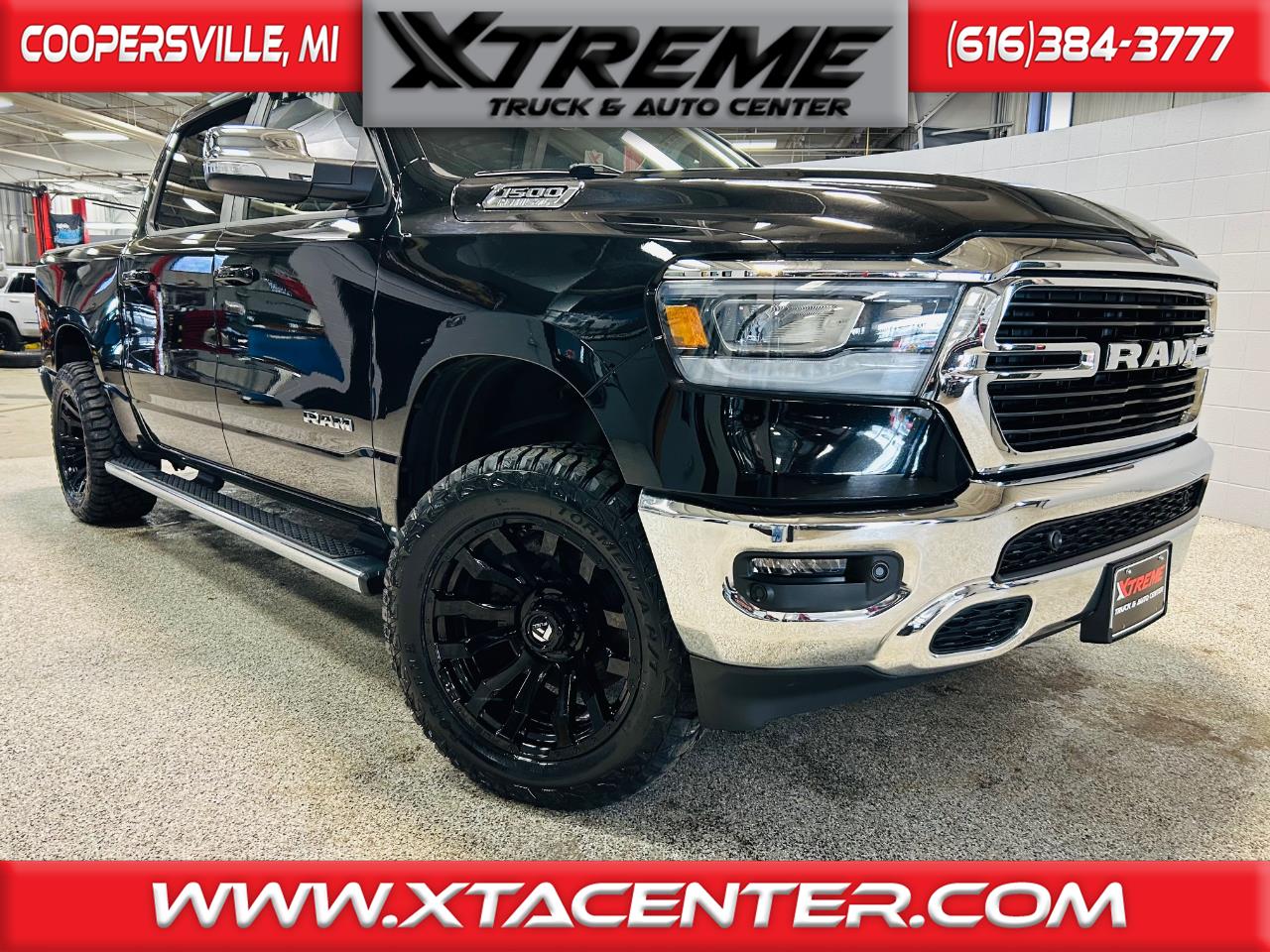 RAM 1500 Big Horn 4x4 Crew Cab 5'7" Box 2021