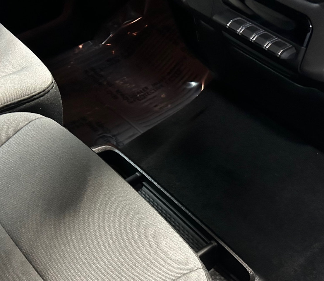 RAM 1500 Big Horn 4x4 Crew Cab 5'7" Box 2021