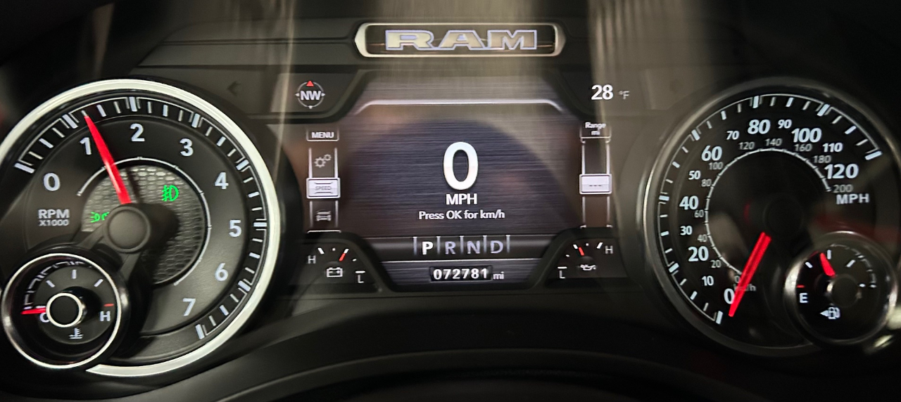 RAM 1500 Big Horn 4x4 Crew Cab 5'7" Box 2021