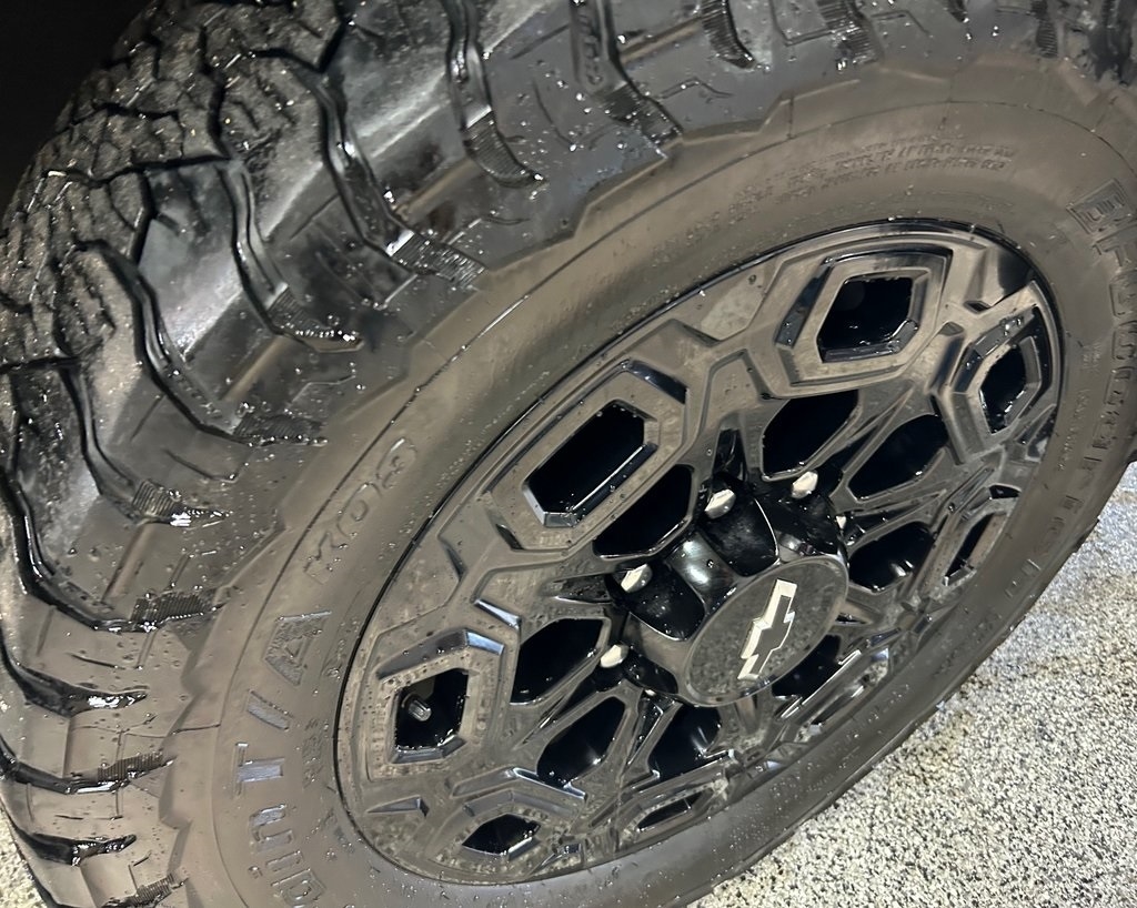 Chevrolet Silverado 2500HD 4WD Crew Cab 159" High Country 2024