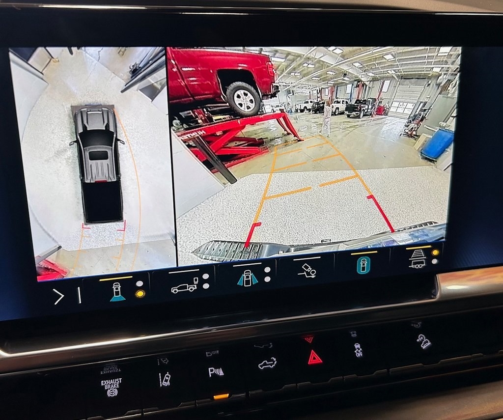 Chevrolet Silverado 2500HD 4WD Crew Cab 159" High Country 2024