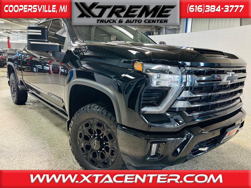 2024 Chevrolet Silverado 2500HD 4WD Crew Cab 159" High Country